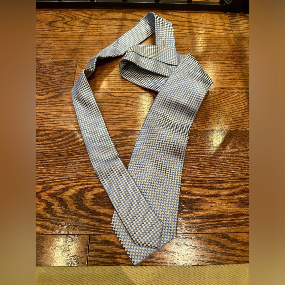 Hartwood 100% silk tie